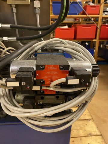 794719-7 Hydraulic unit with sewing unit - Lalmek