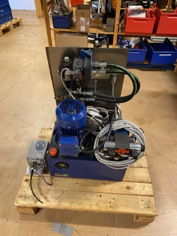 794719-17 Hydraulic unit with sewing unit - Lalmek