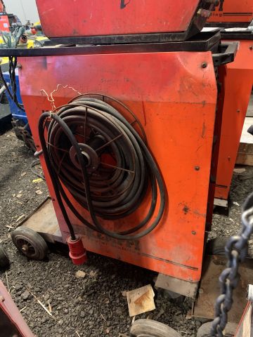 809778-6 MIG welder with feeder Kemppi Kempoweld 4200W / K400