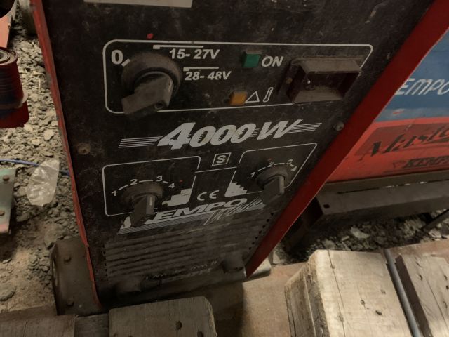 809781-5 MIG welder with feeder Kemppi Kempoweld 4000W / K400