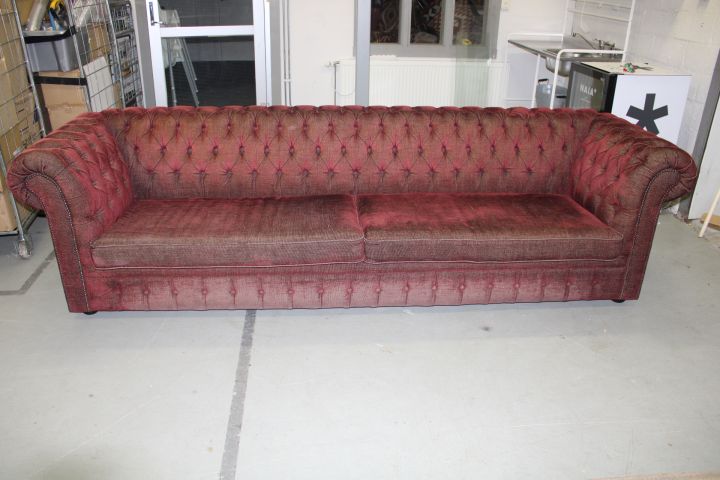 855509-9 Sofa dressed in Ralph Lauren Fabric
