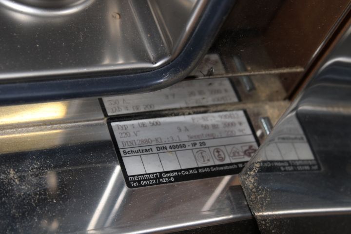 830166-11 Laboratory Precision oven Memmert up to 200 degrees Celsius