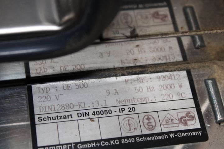 830166-12 Laboratory Precision oven Memmert up to 200 degrees Celsius