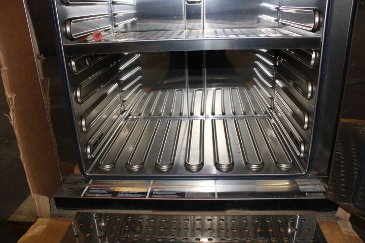 830166-17 Laboratory Precision oven Memmert up to 200 degrees Celsius
