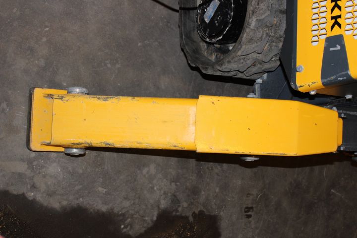 830167-8 Demolition robot Brokk 110 - 2018 NOTE only 160 Hours