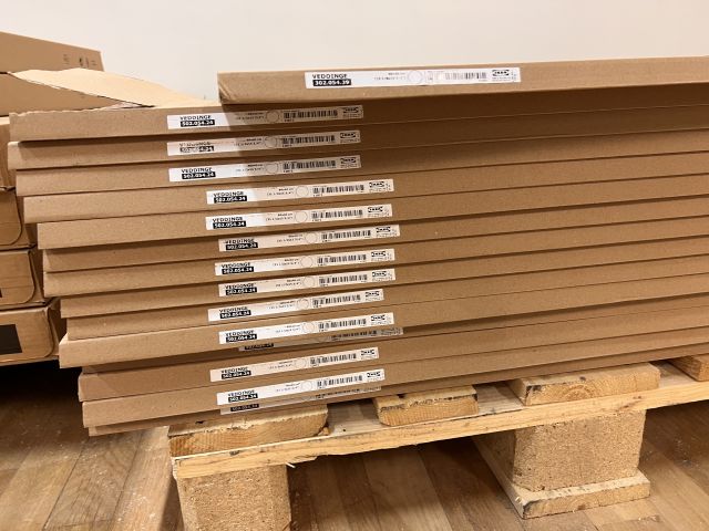 812135-9 Lot with kitchen system IKEA, about 170 packages (unused)