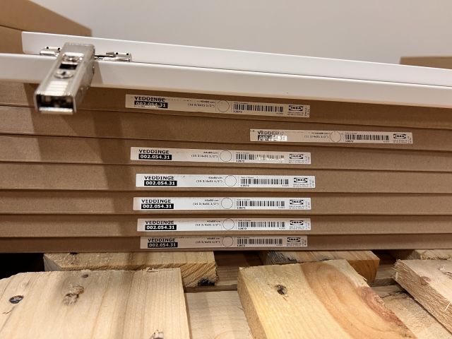 812135-10 Lot with kitchen system IKEA, about 170 packages (unused)