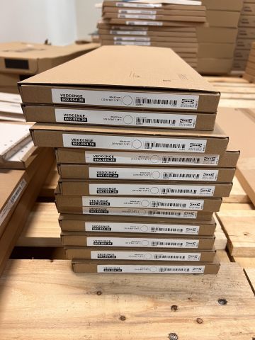 812135-19 Lot with kitchen system IKEA, about 170 packages (unused)