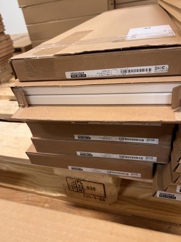 812135-23 Lot with kitchen system IKEA, about 170 packages (unused)