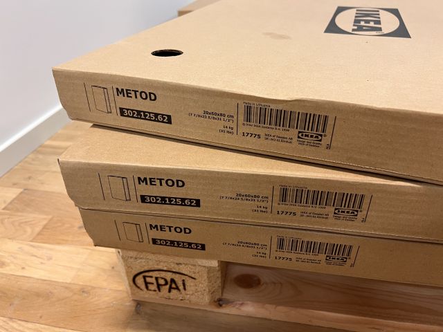 812135-24 Lot with kitchen system IKEA, about 170 packages (unused)