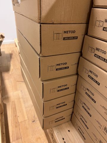 812135-26 Lot with kitchen system IKEA, about 170 packages (unused)