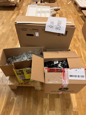 812135-39 Lot with kitchen system IKEA, about 170 packages (unused)