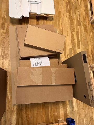 812135-41 Lot with kitchen system IKEA, about 170 packages (unused)