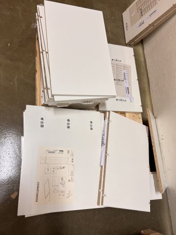 812135-51 Lot with kitchen system IKEA, about 170 packages (unused)