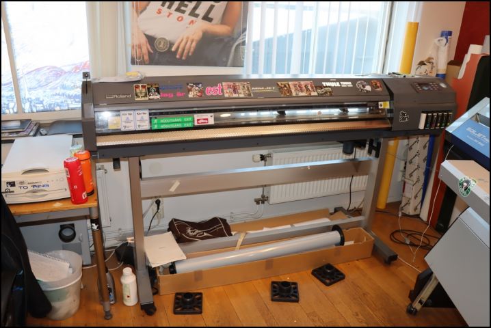 855838-1 Large format printer Roland CammJet CJ-500