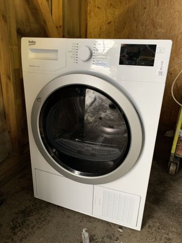 809798-1 Dryer Beko DPY8405GXHB2