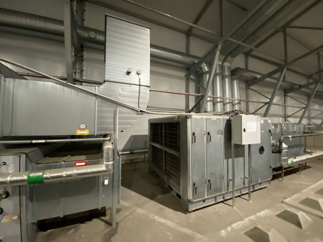 745460-4 Ventilationsaggregat med värmebatteri, LB01 & CA1, demonterat och proppat