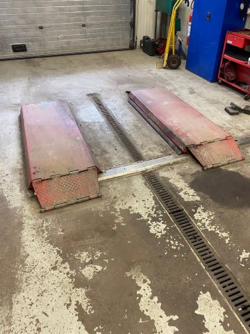 855066-2 Scissor lift Stenhöj Marshall 30