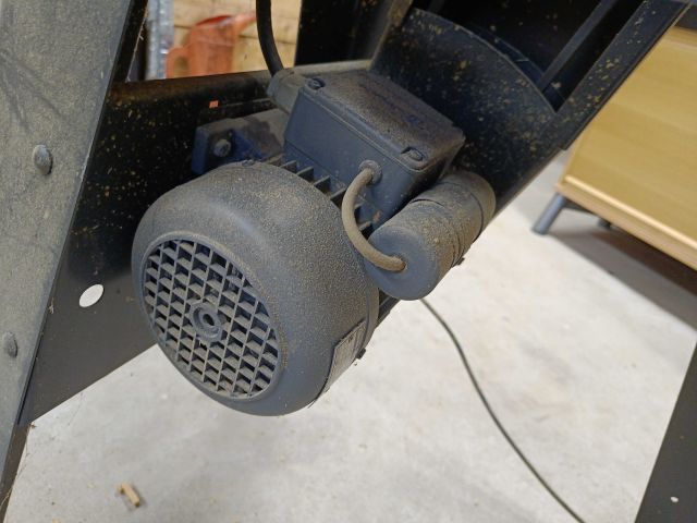 825937-11 Bandsaw Divide 1500U