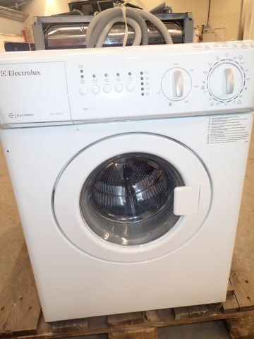 752200-1 Washing machine E-lux