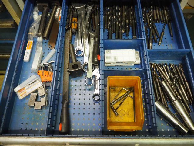 857444-16 Pedersen VPU-900 Milling Machine