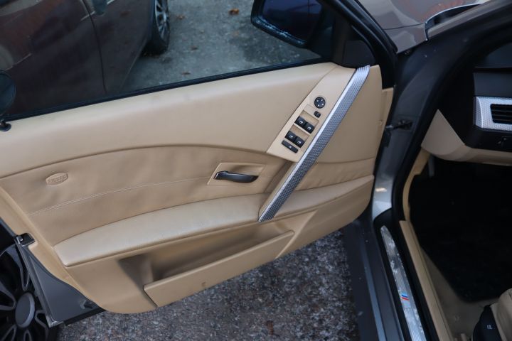 857857-18 BMW 530i Sedan Automatisk, 258hk, 2005