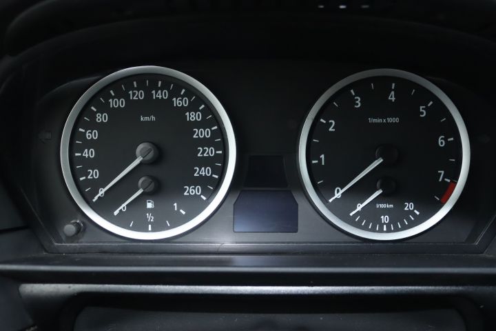 857857-29 BMW 530i Sedan Automatisk, 258hk, 2005