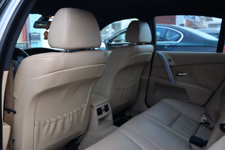 857857-31 BMW 530i Sedan Automatisk, 258hk, 2005