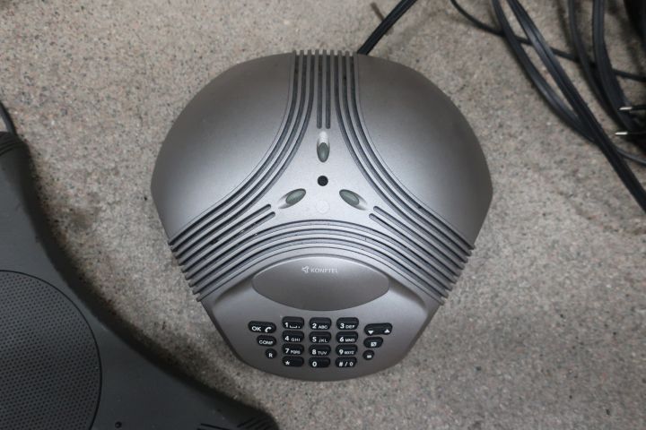 833492-4 2 conference phones - Polycom and Konftel