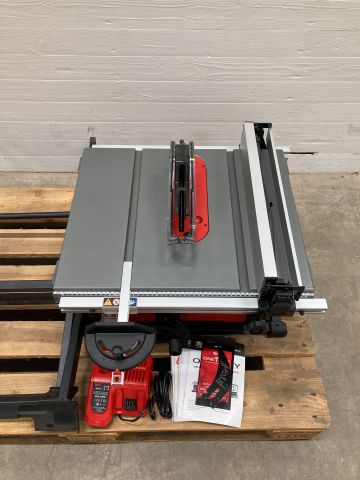 857269-3 Bordssåg Milwaukee M18 FTS210-0 ( Utan batteri )