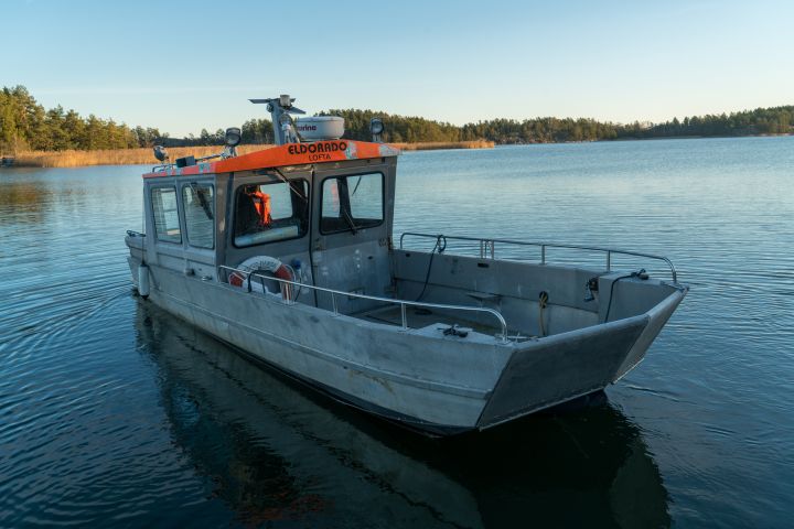 857861-47 Work boat Eldorado SFB 7223 - 1981