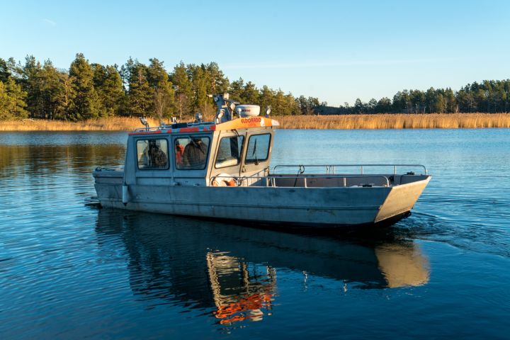 857861-51 Work boat Eldorado SFB 7223 - 1981