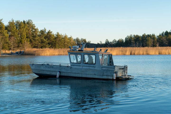 857861-58 Work boat Eldorado SFB 7223 - 1981