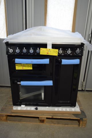 683381-2 Stove from SMEG TR93IBL