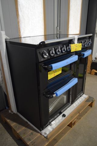 683381-5 Stove from SMEG TR93IBL