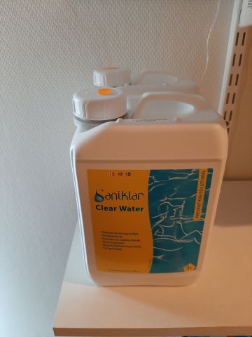 804400-14 Pool accessories, Salts, Detergents etc.