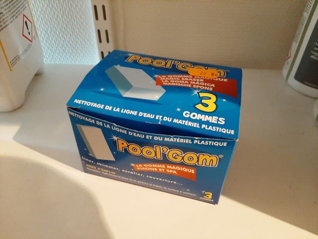 804400-18 Pool accessories, Salts, Detergents etc.