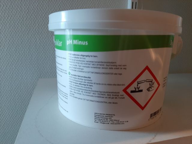 804400-21 Pool accessories, Salts, Detergents etc.