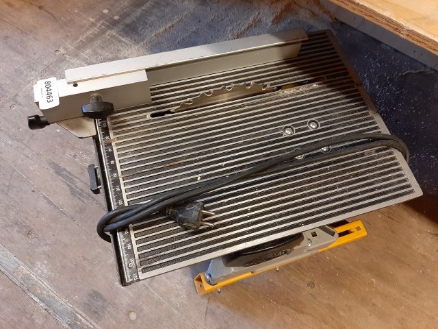 804463-5 Table saw - DeWalt DW711