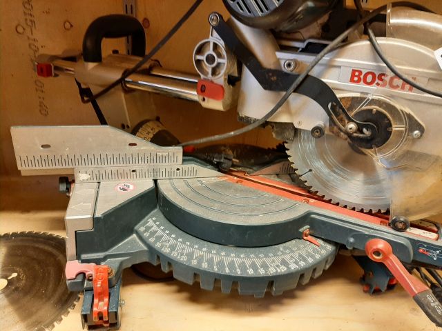 804465-3 Cutting saw - Bosch GCM 10 SD