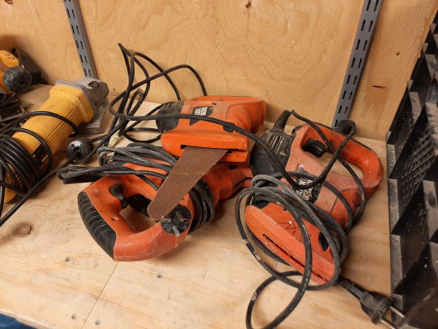 804477-13 Collection with electric machines, circular saws, angle cutters etc. - DeWalt & Black & Decker