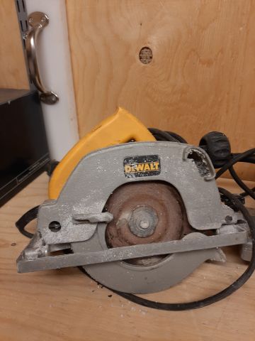 804477-5 Collection with electric machines, circular saws, angle cutters etc. - DeWalt & Black & Decker