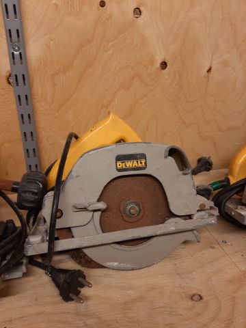 804477-7 Collection with electric machines, circular saws, angle cutters etc. - DeWalt & Black & Decker