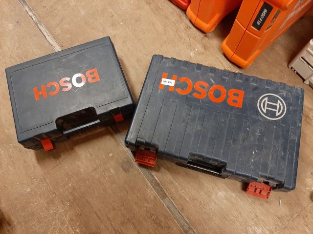 804493-8 Hammer & belt sander - Bosch, GBH 5-40 DCE & GVS 350AE