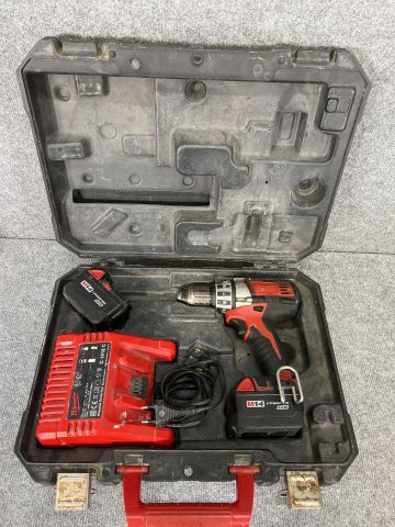 806029-11 Collection of tools - Angle grinder, drill screwdriver and pipe tool