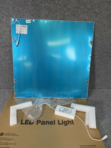 806039-3 "Blue Sky" LED Panel Light, 18 st