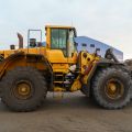 858324-19 Wheel loader Volvo L220F - 2008