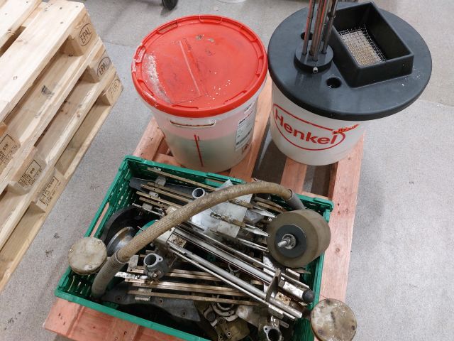 852774-20 Label machine Krones Universella. (wet glue machine).