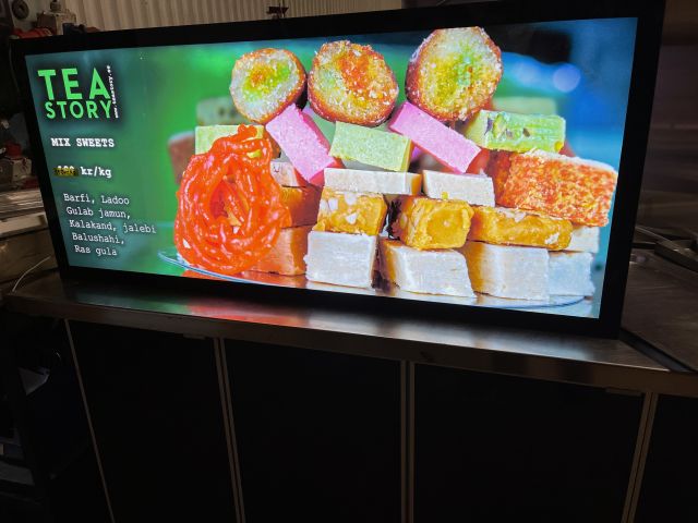 858412-1 2 st menytavlor med belysning, ca 120x50cm