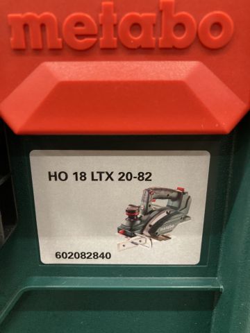 858245-3 Hyvel Metabo HO 18 LTX 20-82 (Demo) Solo